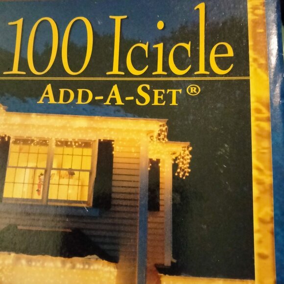 Icicle String Lights 100  White Wire Clear Bulbs Outdoor Indoor 10 Ft - Picture 5 of 10